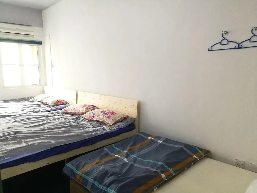 Oceanus Backpackers Hostel