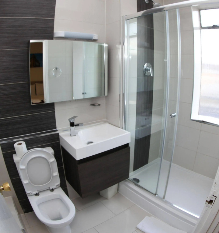 9A Craven Road Hotel