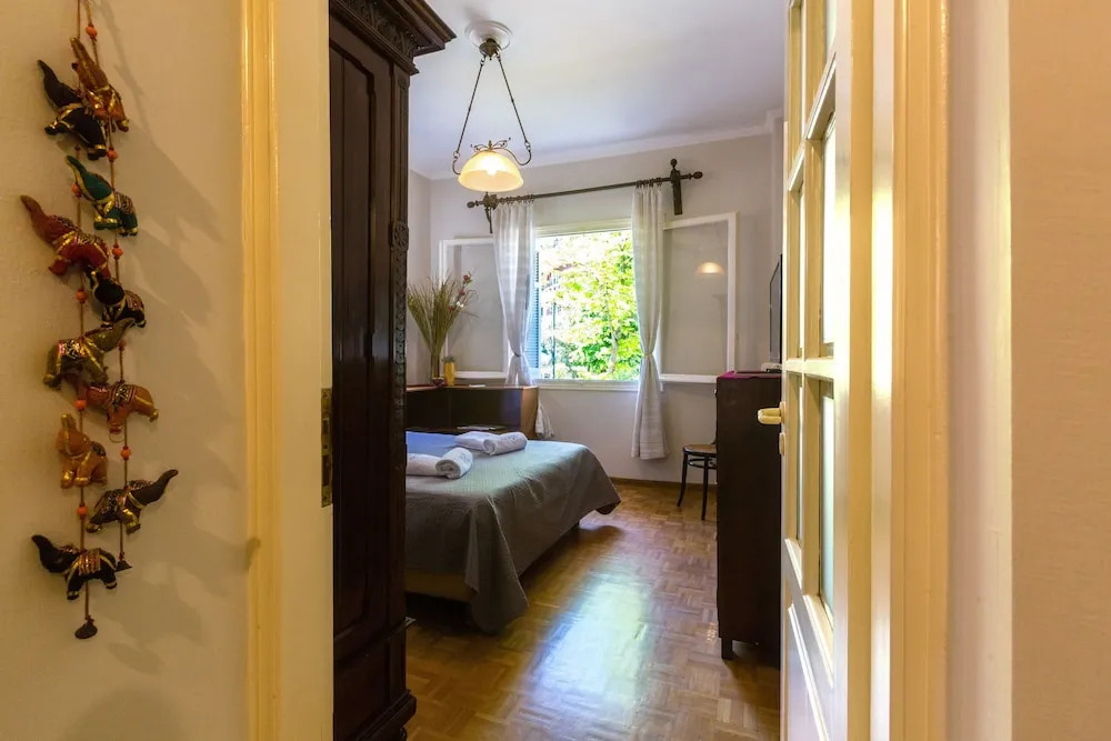 Secret Garden Apartment
