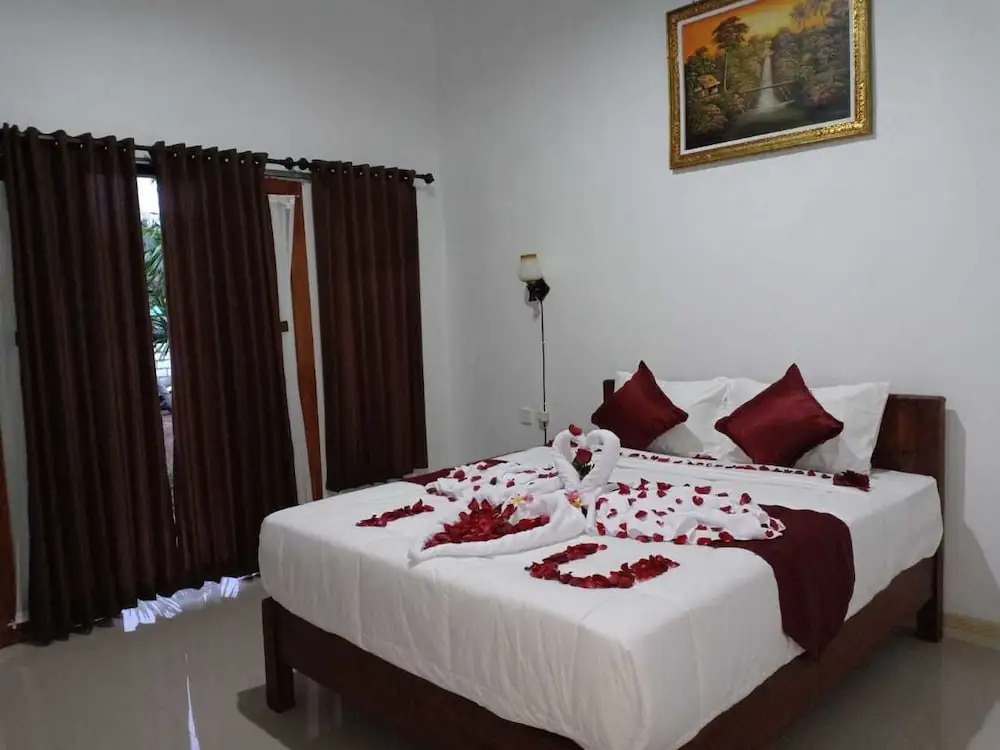 Santhi Guna Bungalow
