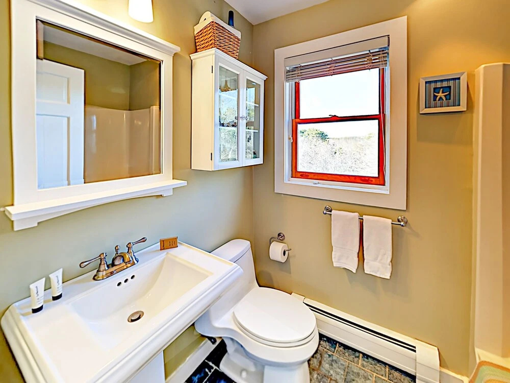 Bayberry Home 4 Bedrooms 3 Bathrooms Home