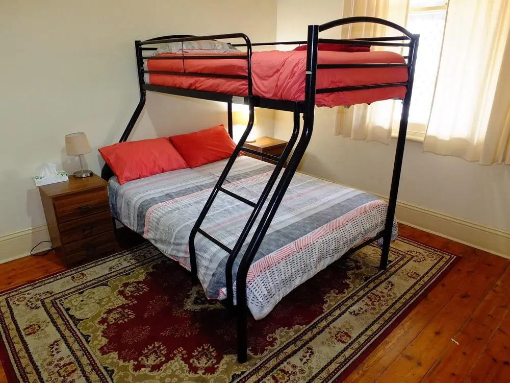 Travelway Motel