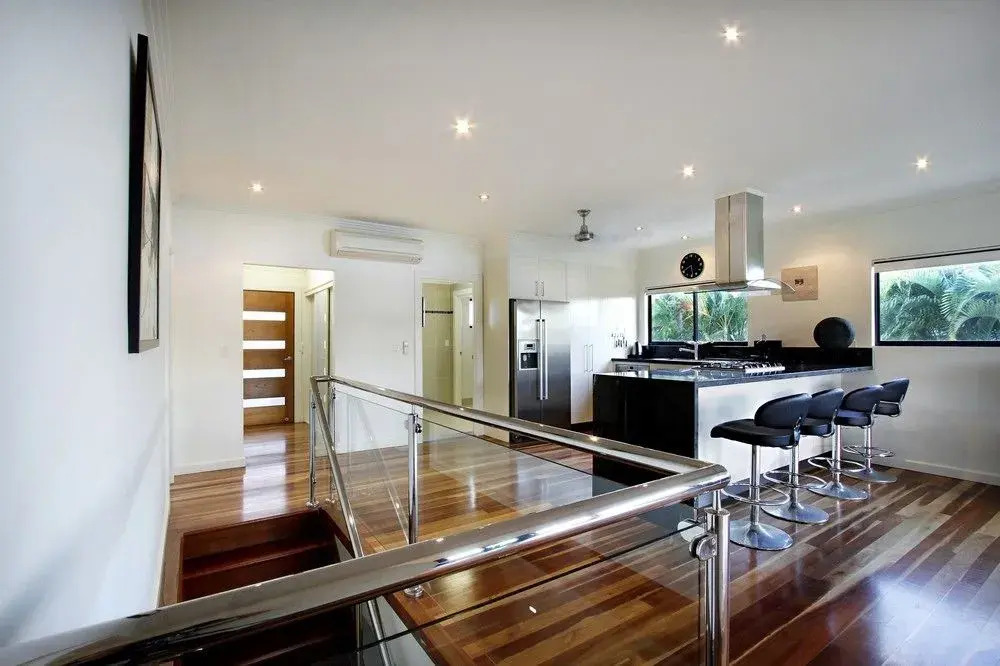 Airlie Escape