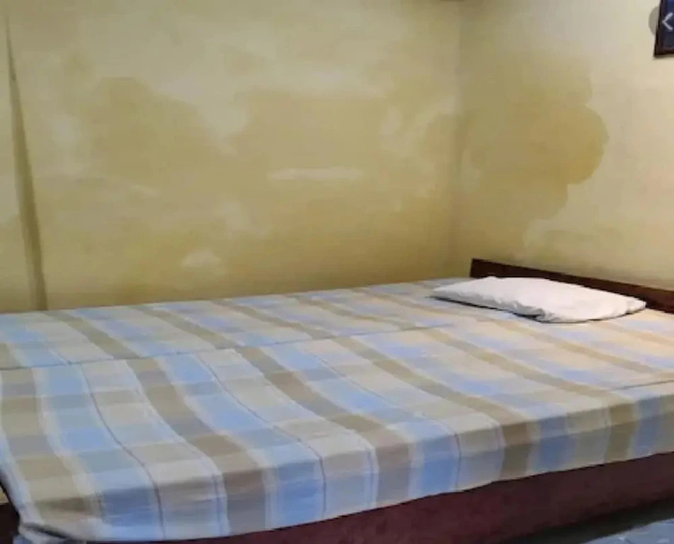 Goroomgo Sunder Guest House Gorakhpur