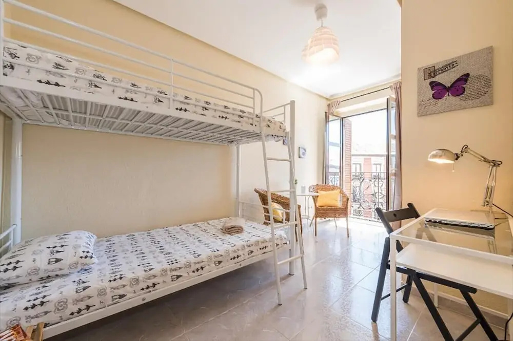 Cozy Urban Apt. Historic District - Sol