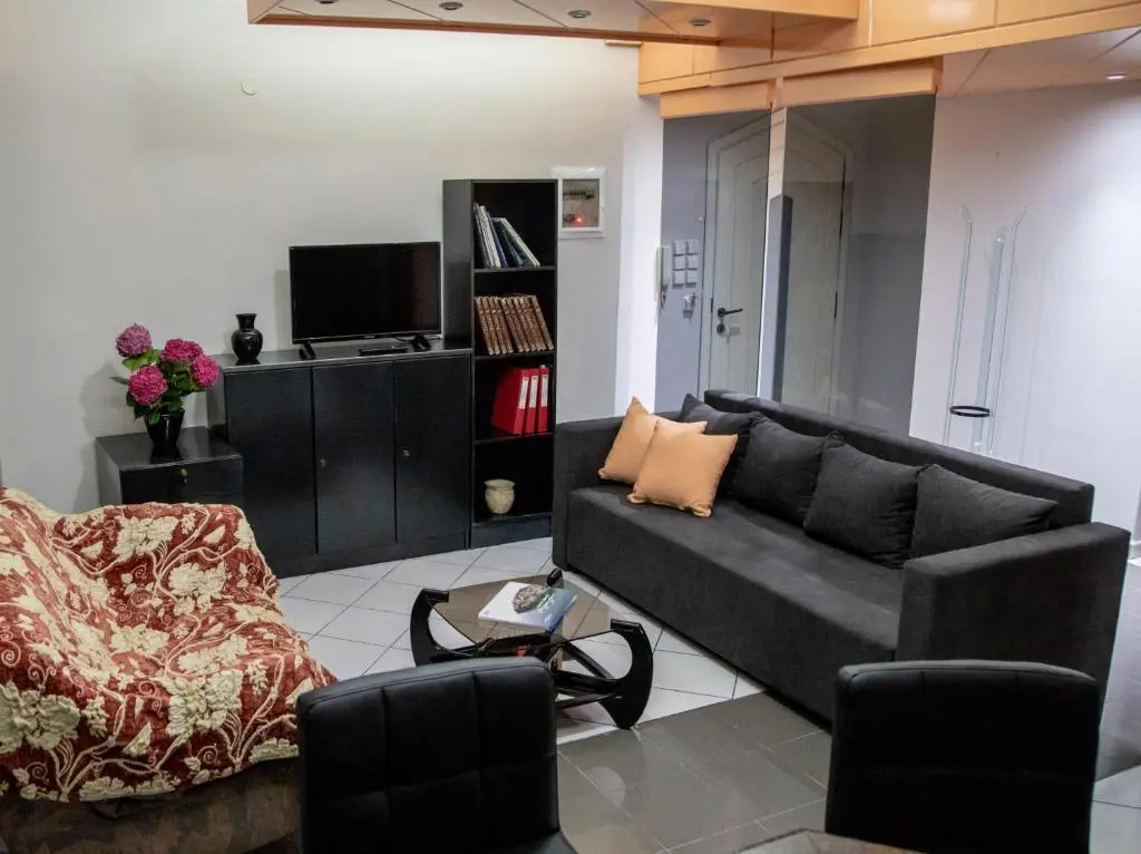 Christines downtown suites