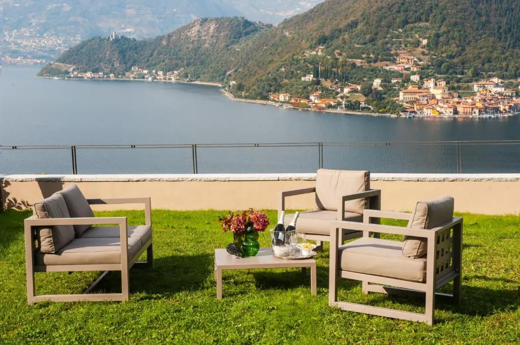 Lake View 34