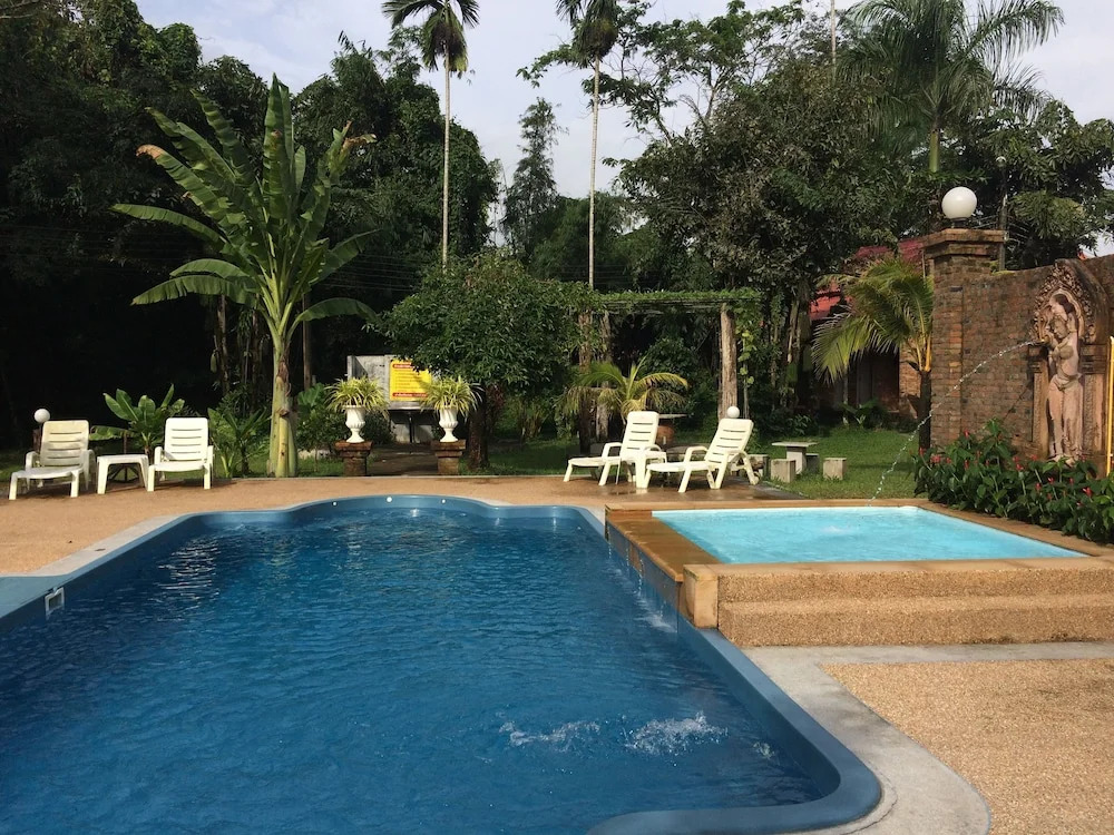 I-In Resort