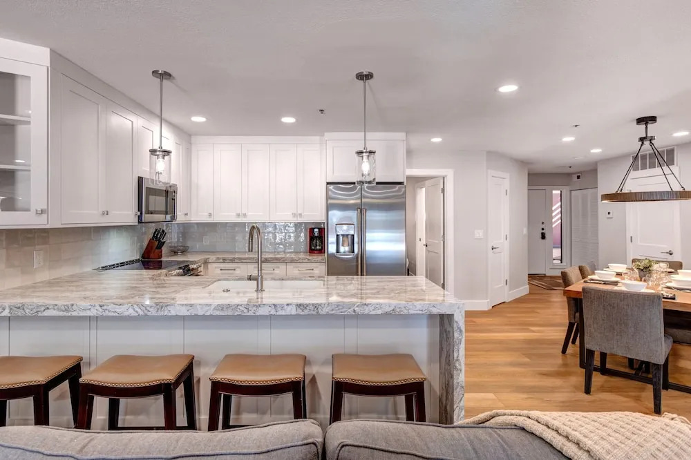 Silver Cliff Village 103 2 Bedroom Condo by RedAwning