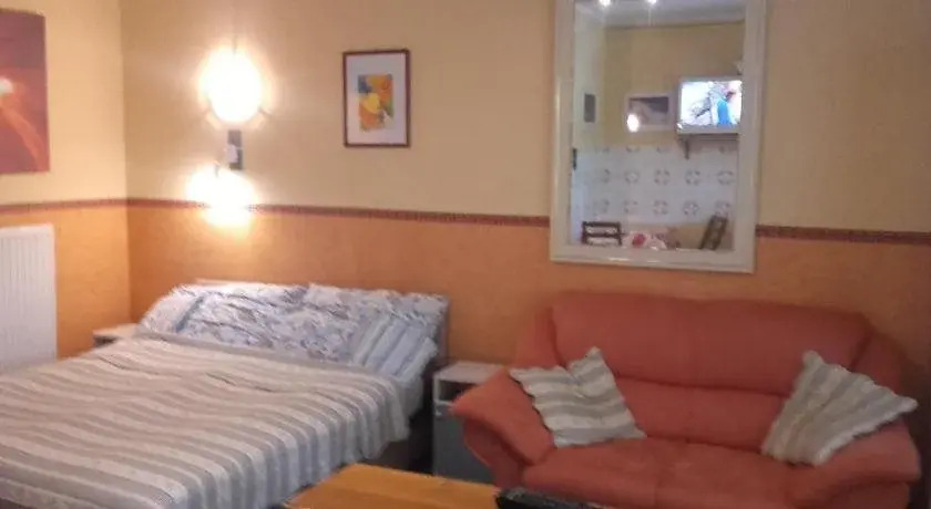 Árpád-ház Apartmanok