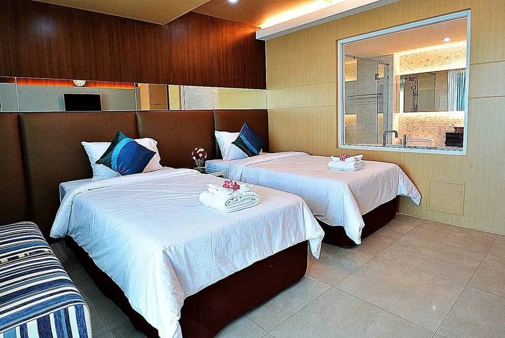 Golden Dragon Beach