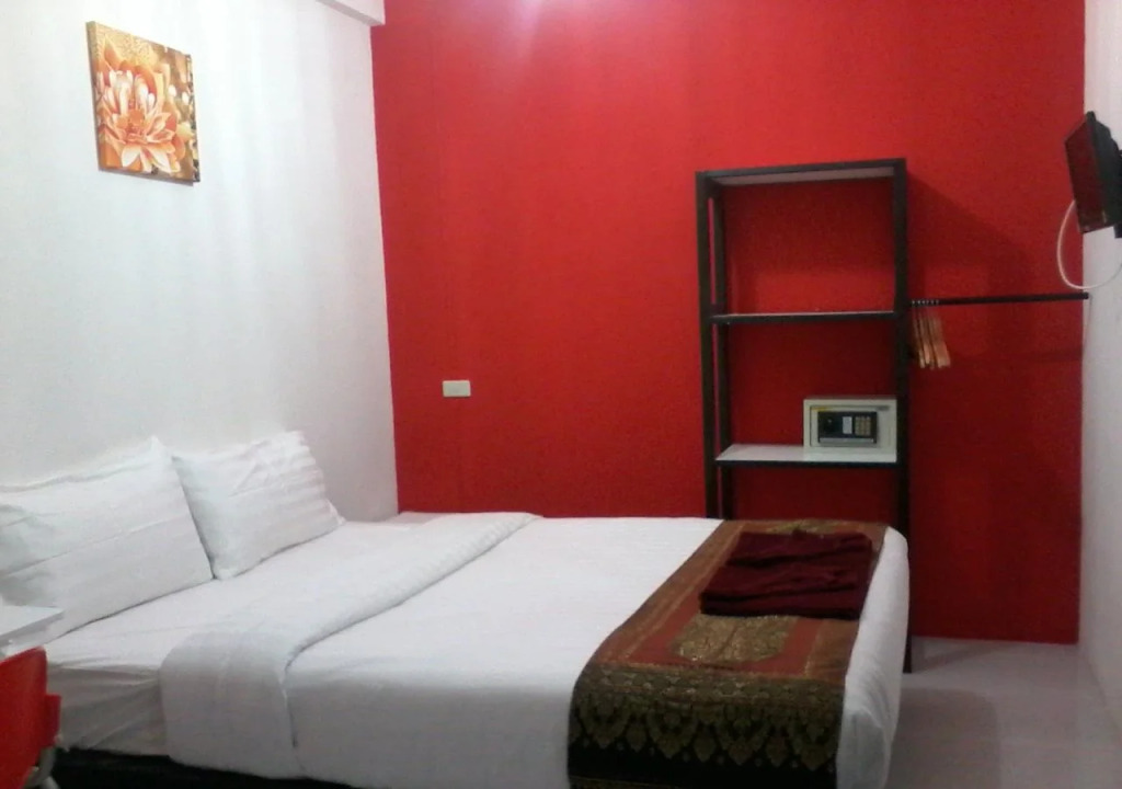 SJ Beach House Patong