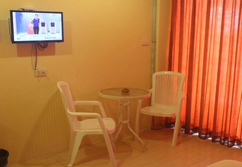 甲米尼西卡恩旅舍(Nichakarn Massage & House Krabi)