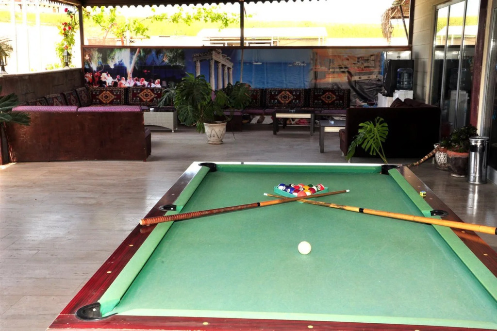 Lavitas Hotel
