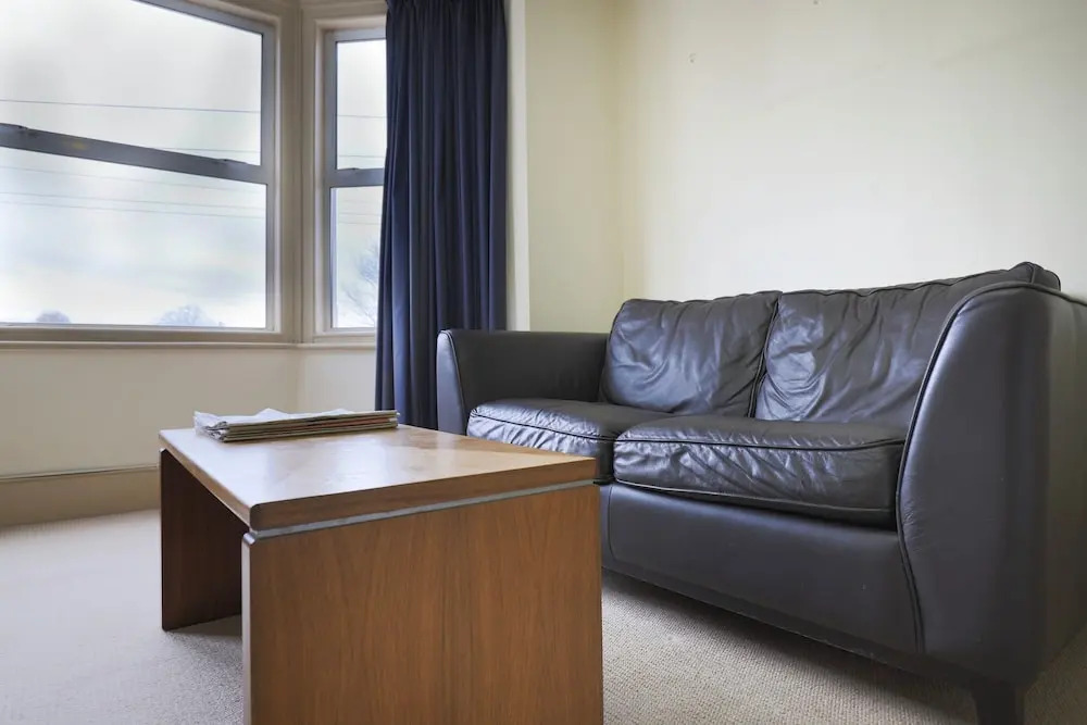 Spacious 4 Bedroom Property With Garden