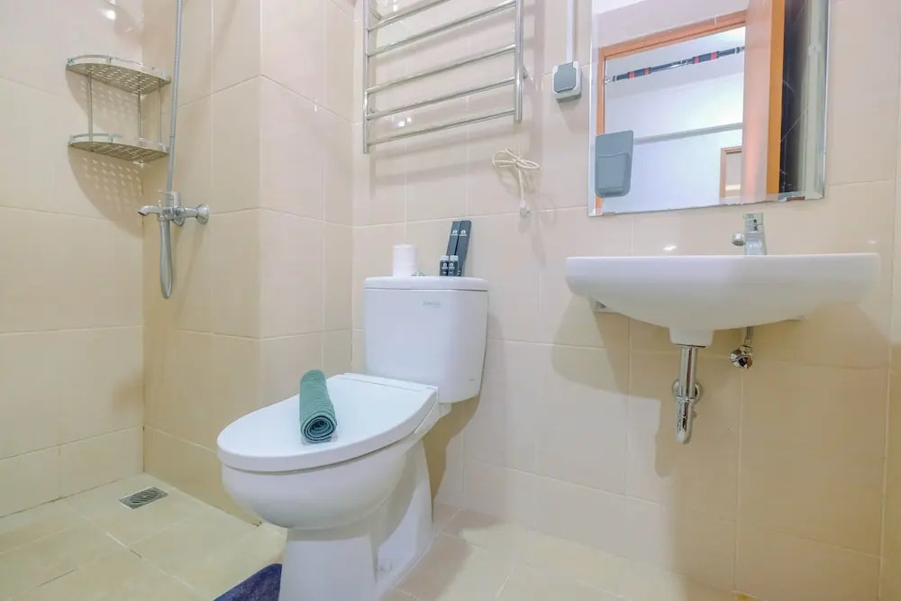 Minimalist and Posh 1BR The Oasis Cikarang Apartment