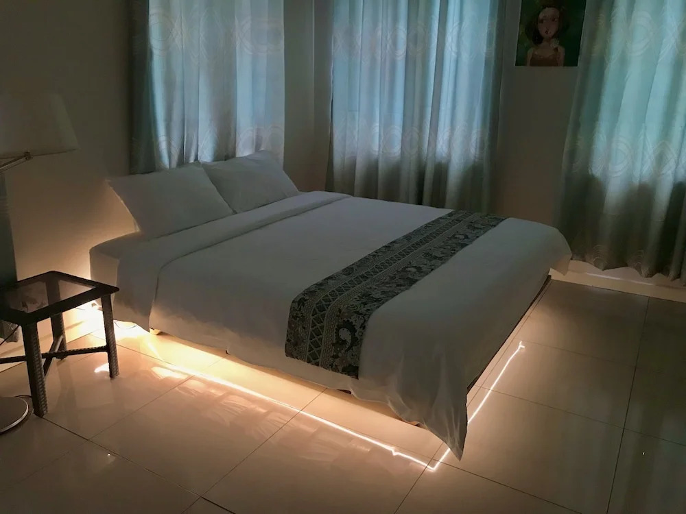 Leisure City Apartment