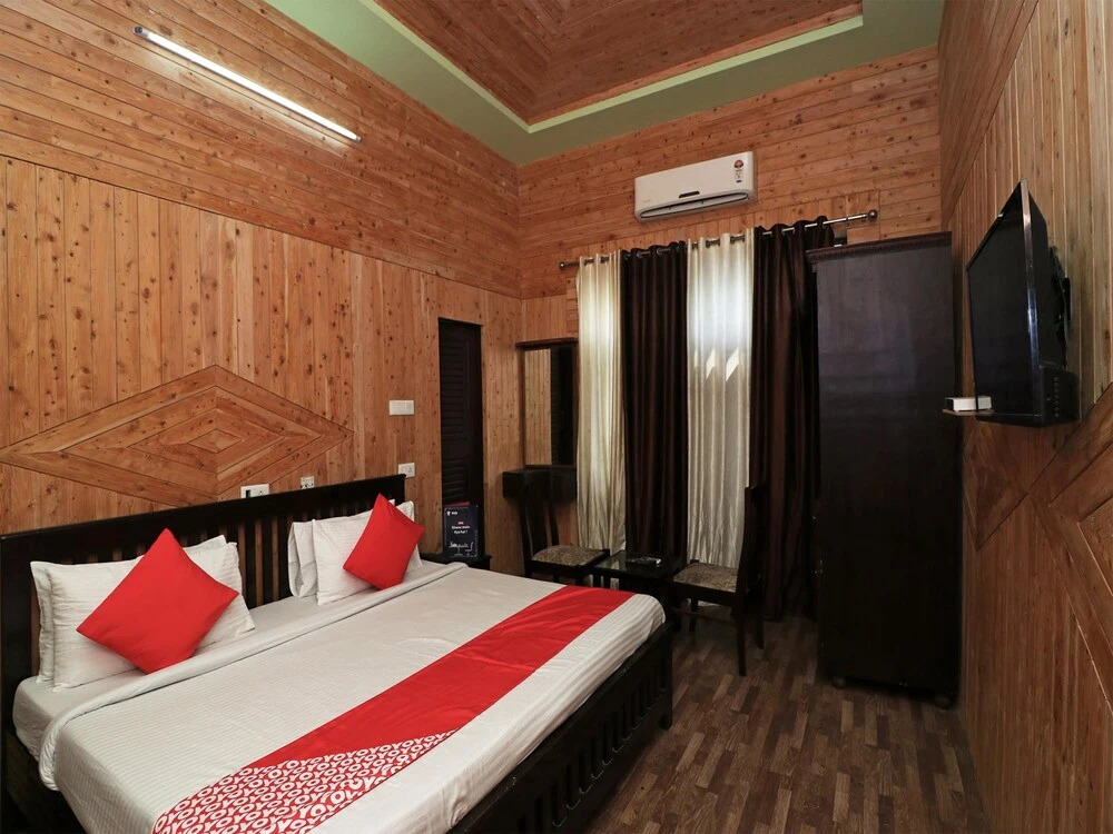OYO 14772 Vikas Hotel