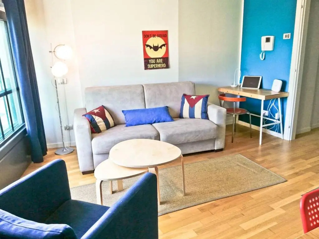 Modern & Bright Flat - 2 Min From the Sea