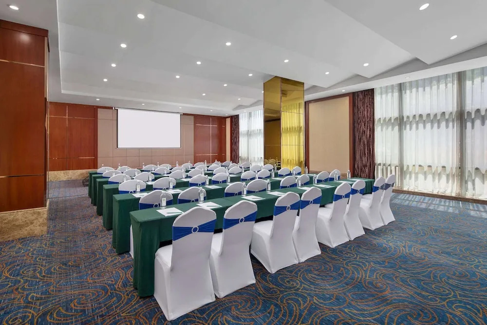 Wyndham Garden Chengdu Huashuiwan