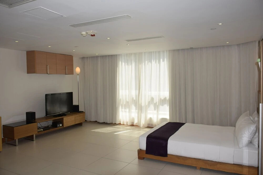 Largos Residences