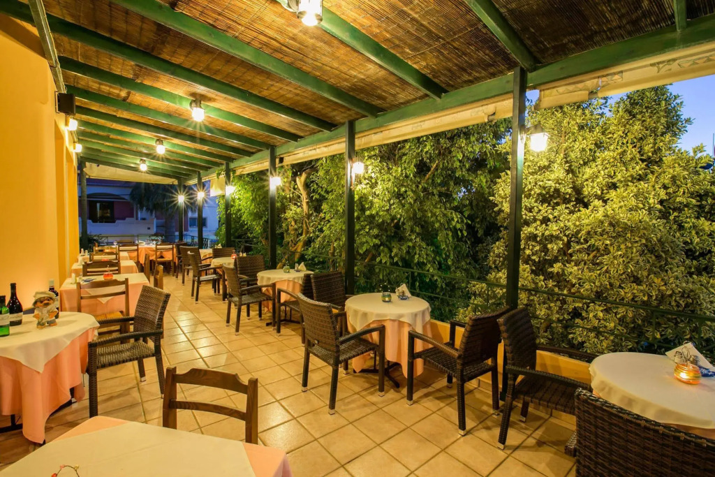 Elotia Hotel