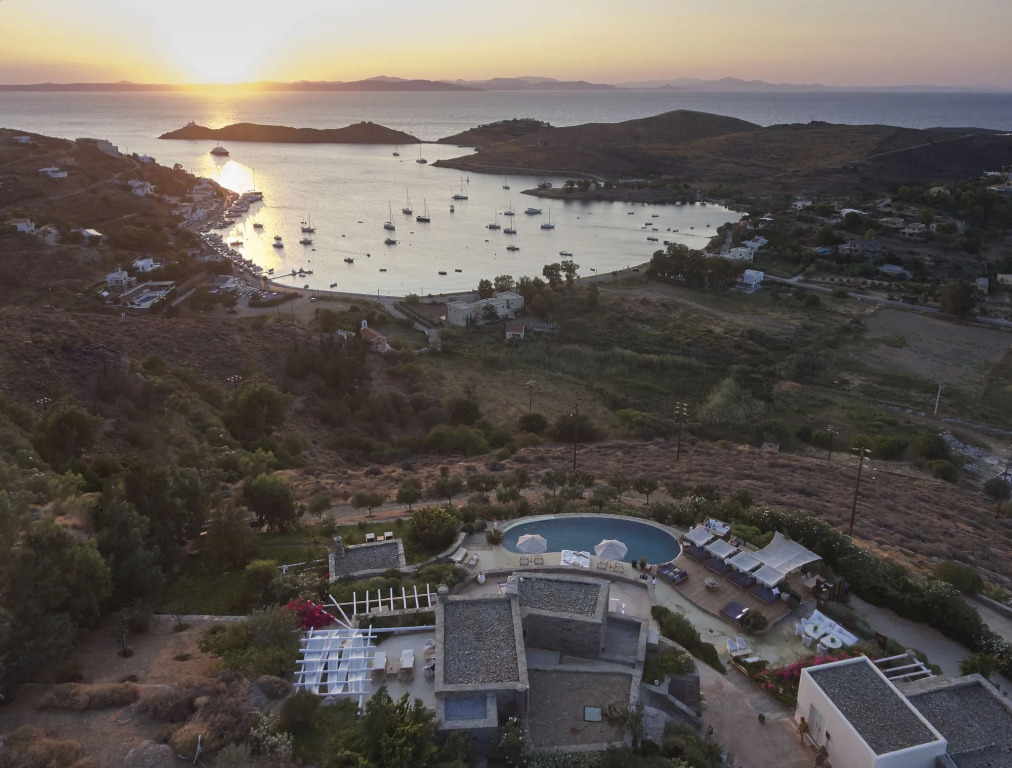 Aigis Suites Kea