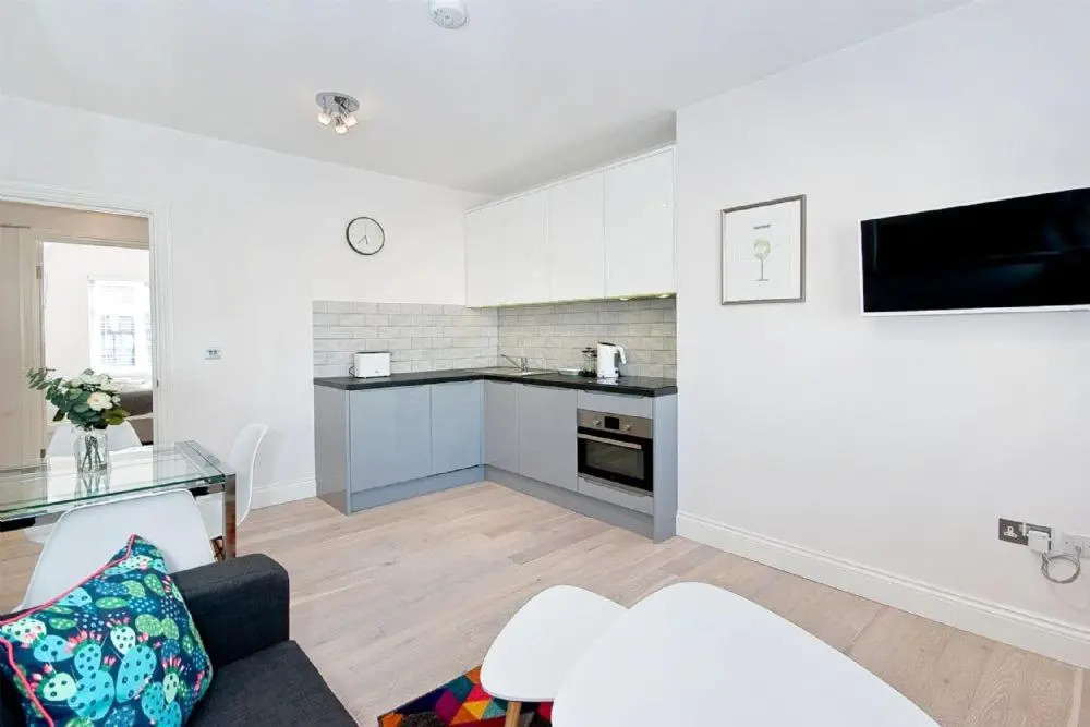 F6 Greek Street by City Living London