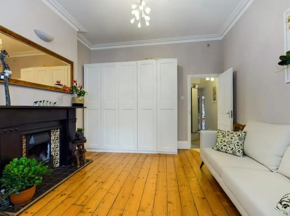 The Clapham Apartment With Private Patio