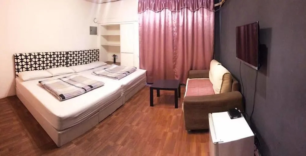 Taichung Fengjia duduhouse