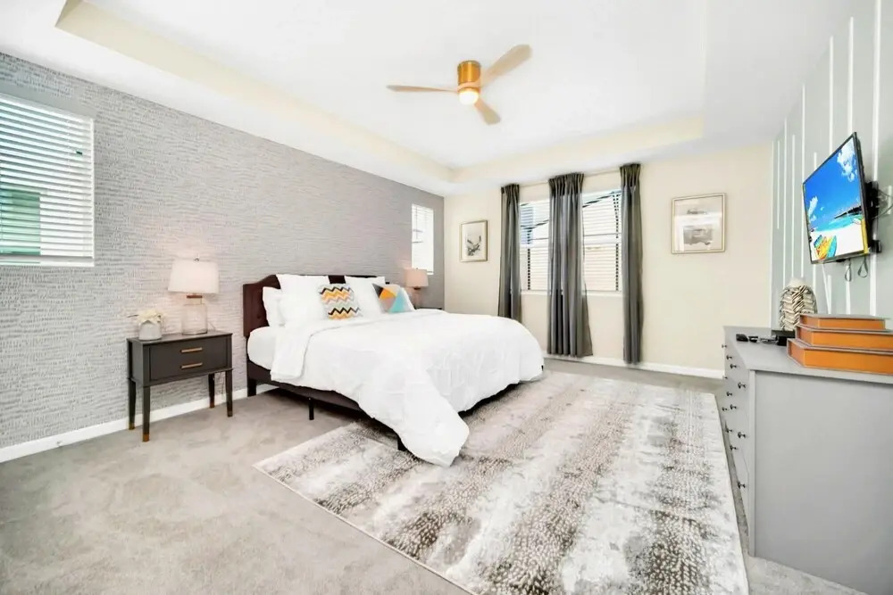 8BR Home Near Disney w Pool Hot Tub Games