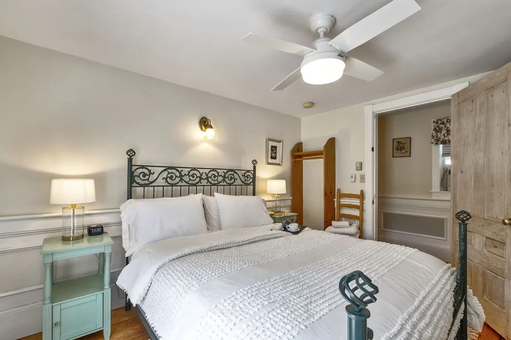 Youngtown Inn