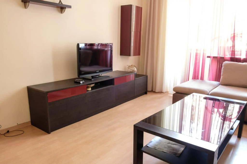 Hanrapetutyan Apartment