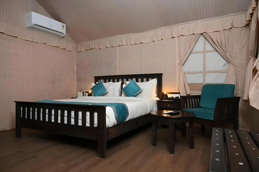 Hotel Chirag