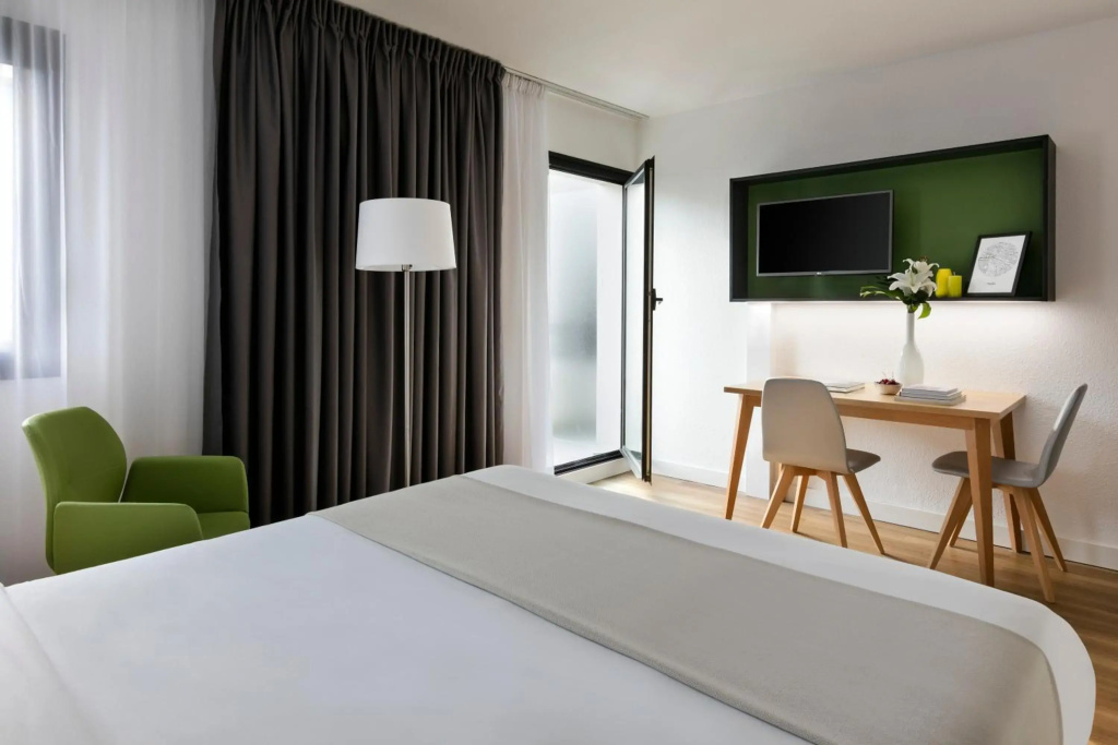 Staycity Aparthotels Paris Gare de lEst