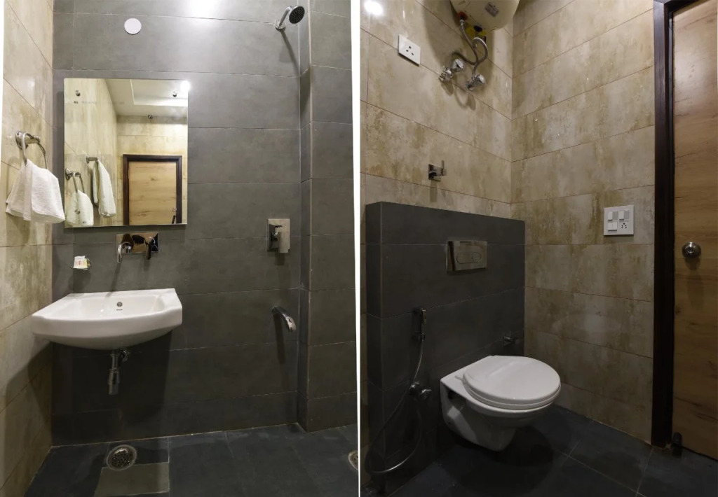 OYO 17336 Flagship Sector 23 Rohini
