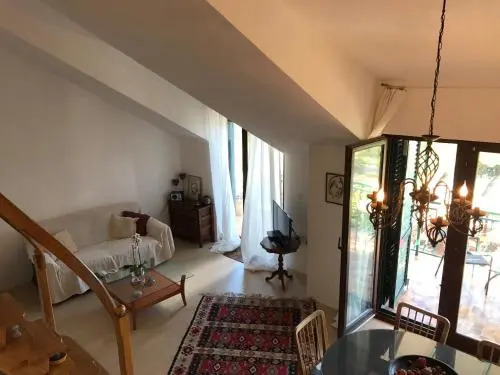 Sajeta Beach Apartments