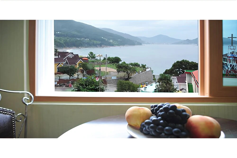 Geoje Gombau Pension