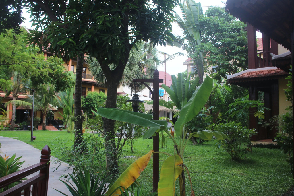 Suryavara Residence Hotel