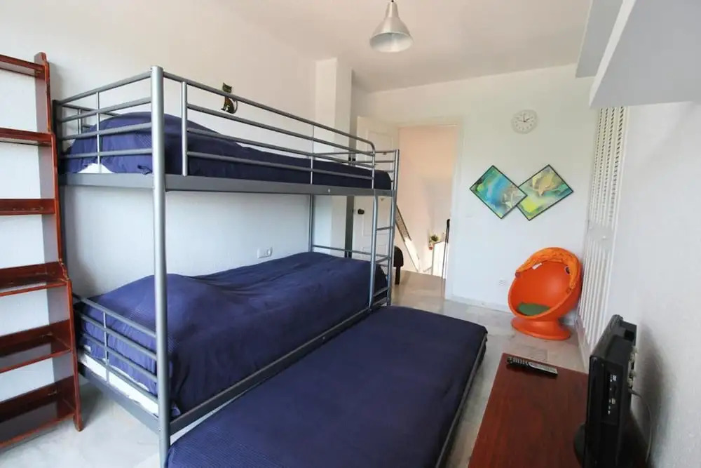 House - 2 Bedrooms with Pool and WiFi - 107850
