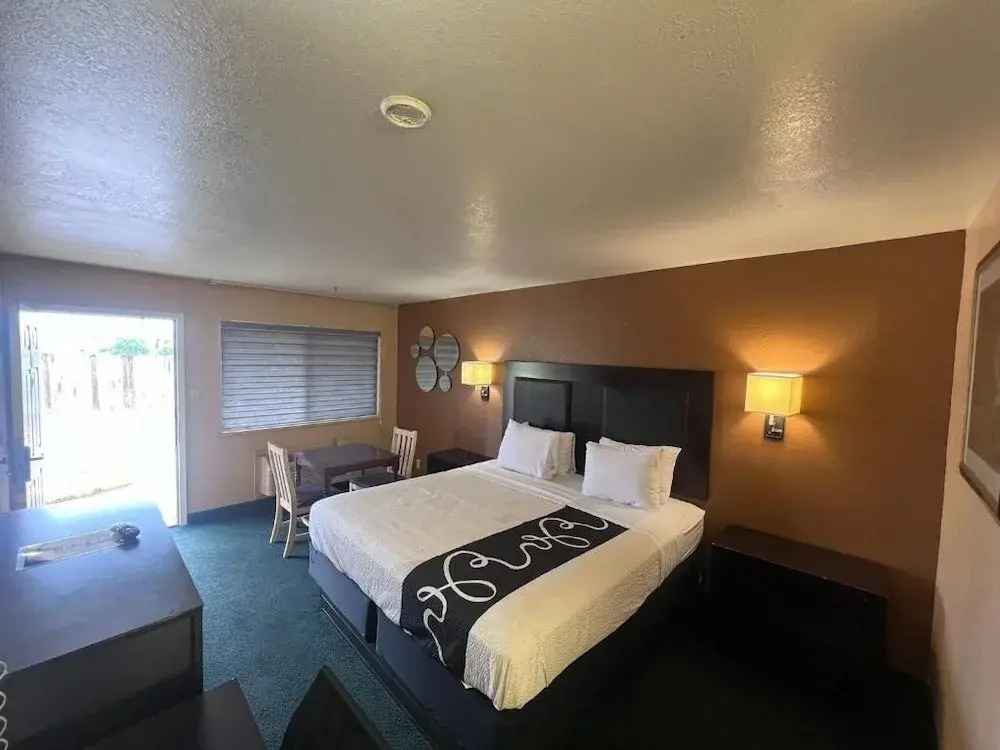Antlers Inn