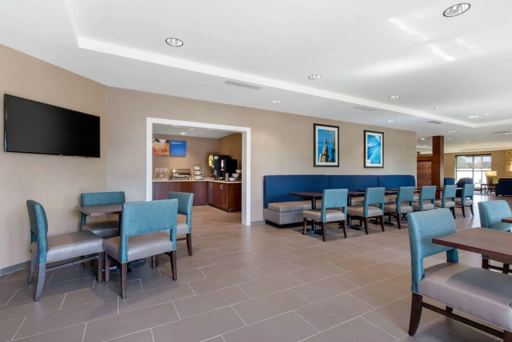 Comfort Inn & Suites Montgomery East Carmichael Rd