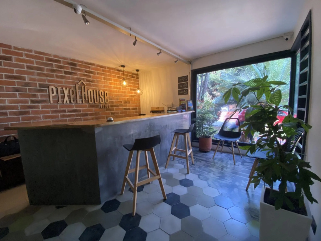 Pixel House Hotel
