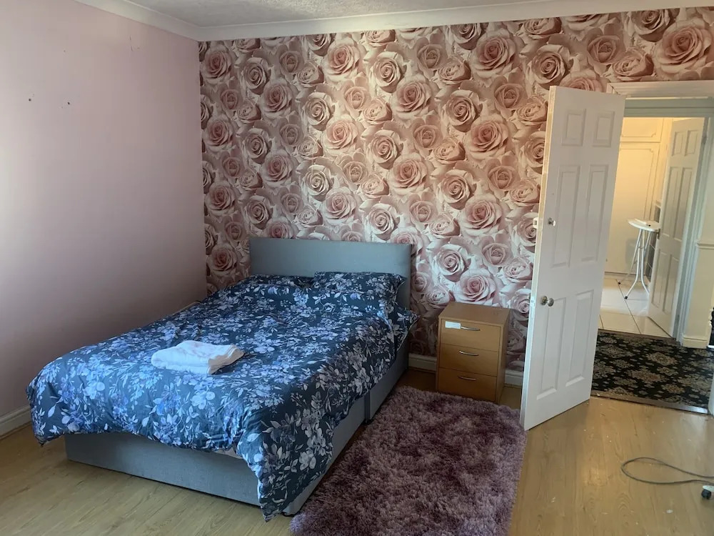 Beautiful 5 bed Farm Accommodation