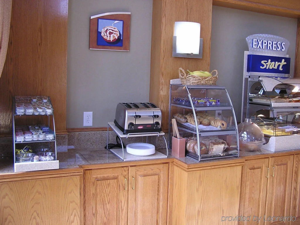 Holiday Inn Express Hotel & Suites Wake Forest - Raleigh North by IHG
