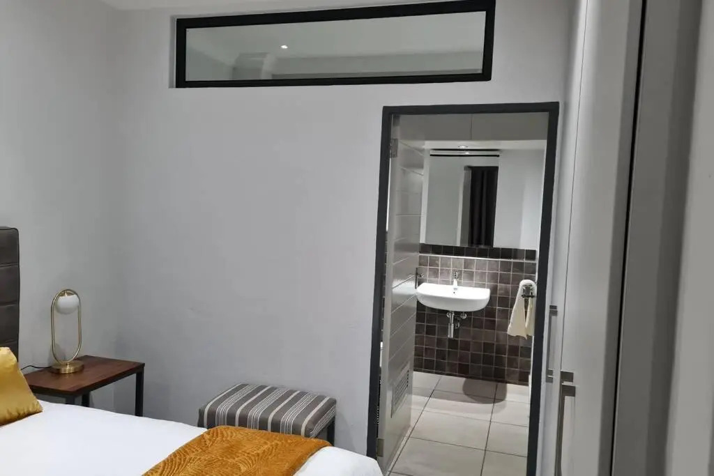 Upmarket one-bedroom apartment at Menlo Park