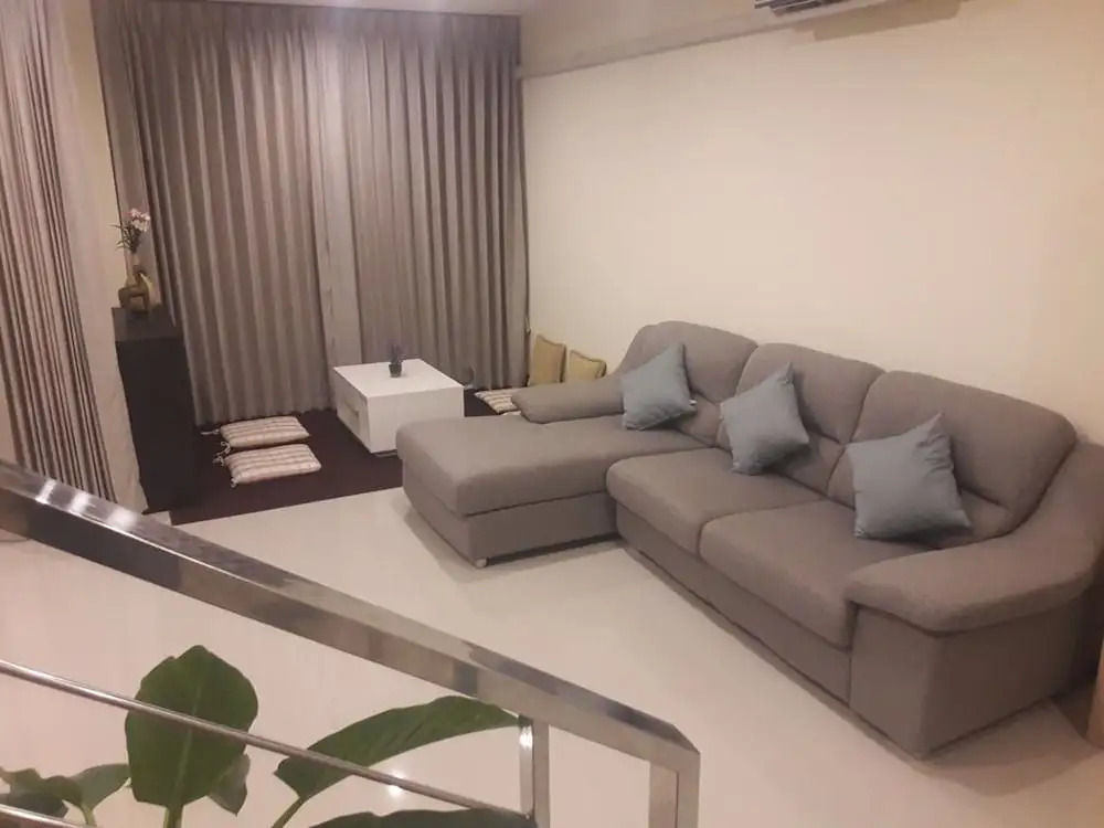 Vacato House