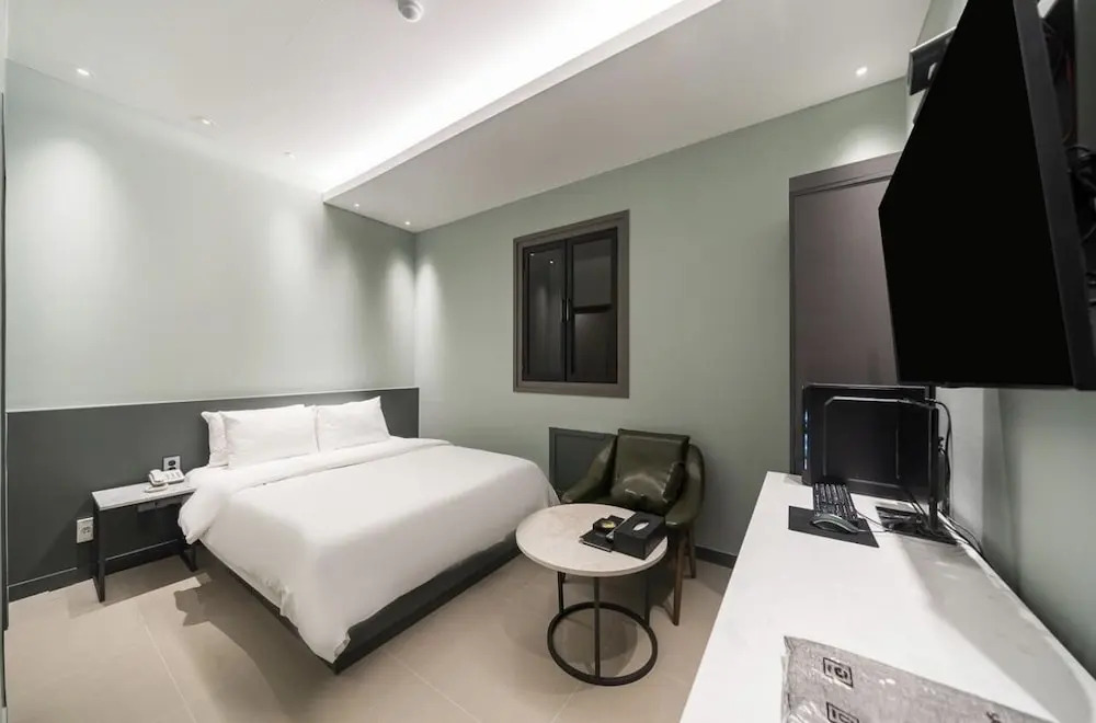 HOTEL MYEONG JAK