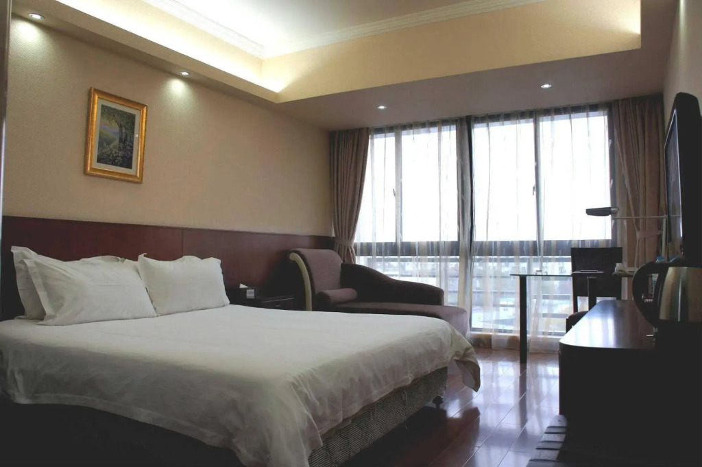 Shanghai Pattaya Holiday Inn