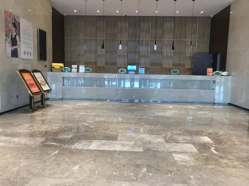 Vienna International Hotel (Suzhou High-speed Railway North Station Xiangcheng Huangdai)